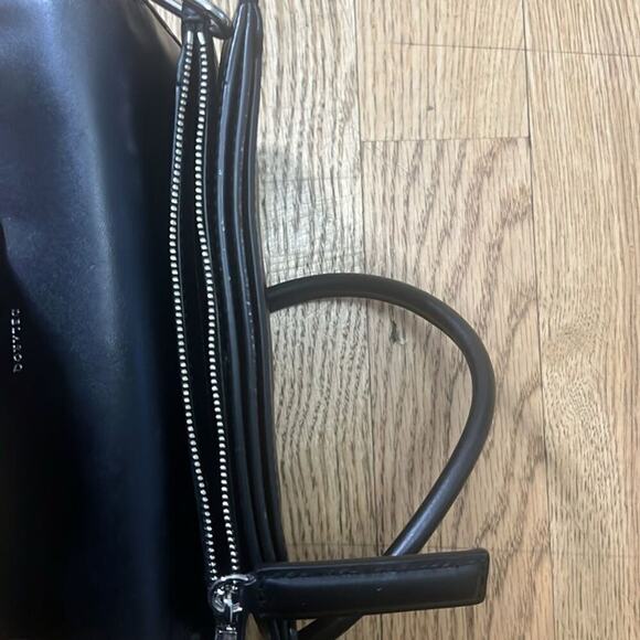 DELAROQ TROISIEME SMALL CROSSBODY NWOT‎  POUCH IN PITCH BLACK - Picture 8 of 10